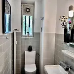 Apartamento Schoenster Rheinblick Messe Parken Luxus 10 Person Düsseldorf