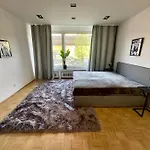 Schoenster Rheinblick Messe Parken Luxus 10 Person