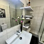 Schoenster Rheinblick Messe Parken Luxus 10 Person Apartment