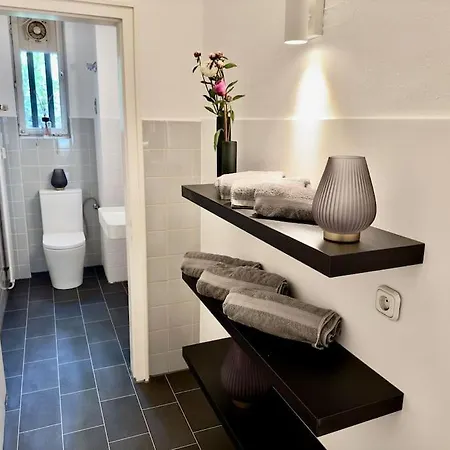 Schoenster Rheinblick Messe Parken Luxus 10 Person *