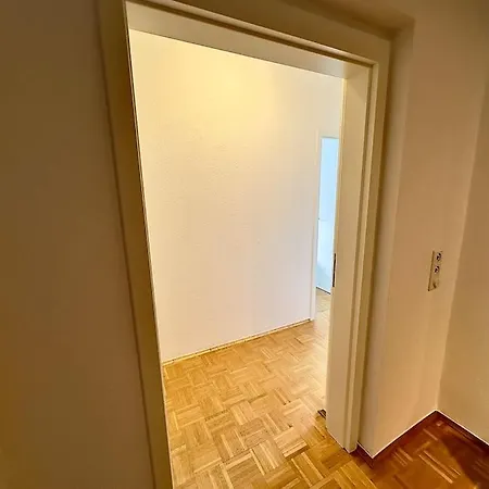 Schoenster Rheinblick Messe Parken Luxus 10 Person