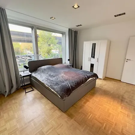 Schoenster Rheinblick Messe Parken Luxus 10 Person Apartment