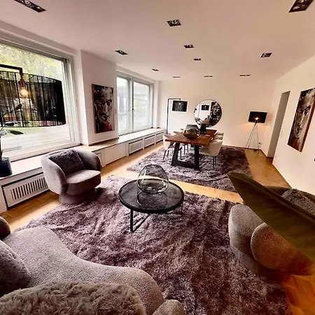 Schoenster Rheinblick Messe Parken Luxus 10 Person *