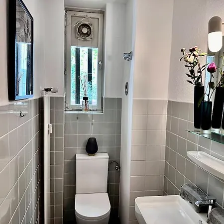 Apartamento Schoenster Rheinblick Messe Parken Luxus 10 Person Düsseldorf