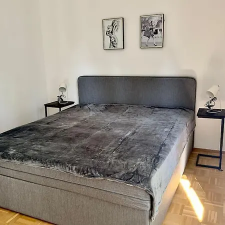 Schoenster Rheinblick Messe Parken Luxus 10 Person