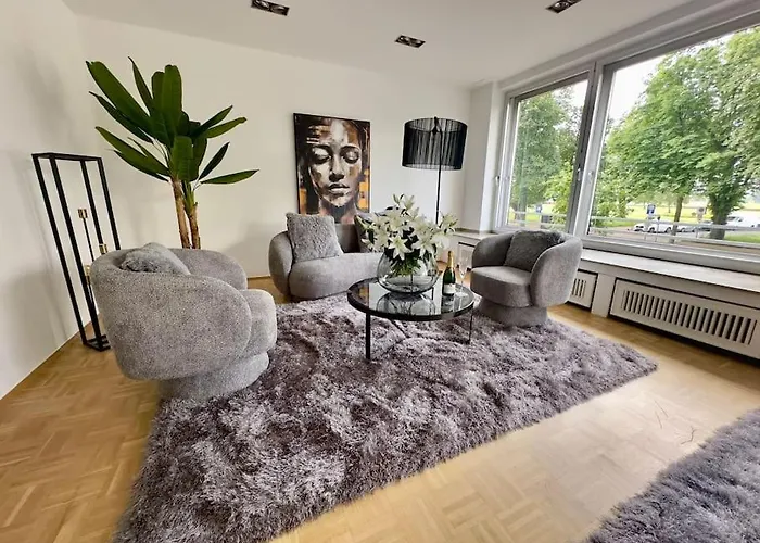 Schoenster Rheinblick Messe Parken Luxus 10 Person Apartment